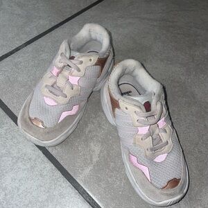 Little girls Ortholite adidas 8C